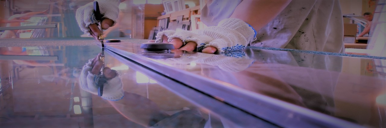 Slider, Glass Cutting Service in Wimbledon, SW19